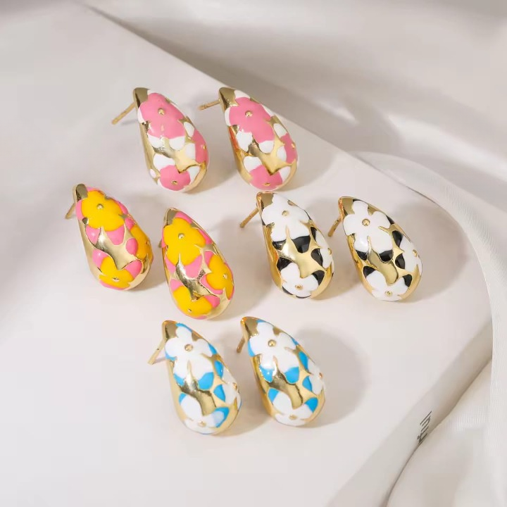 Flower Hollow Drop Earrings – Stylish Women's Fashion Jewelry in Multiple Colors (PQT-105) - Black