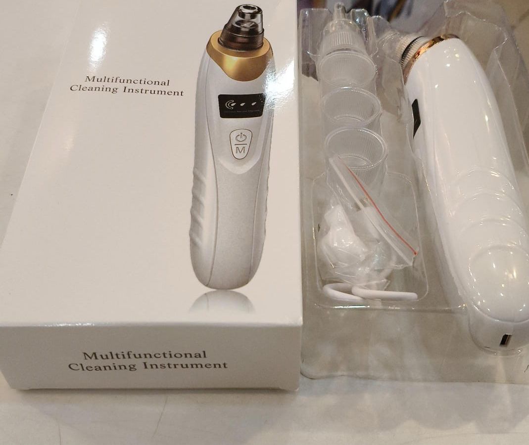 Digital Blackhead Remover Vacuum – Electric Pore Cleaner & Acne Remover Facial Tool